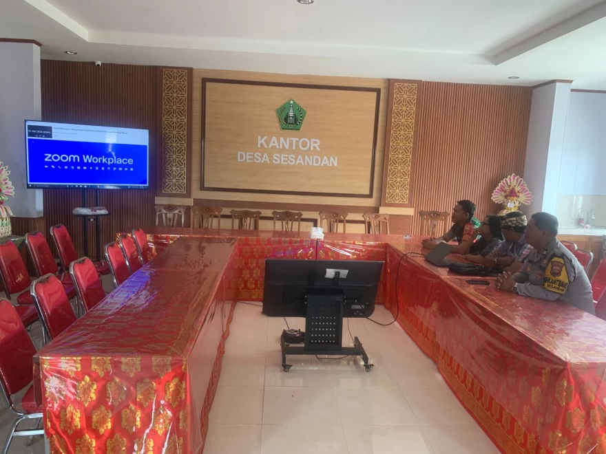 Zoom meeting tentang Sistem Pengamanan Lingkungan Terpadu Berbasis Desa Adat