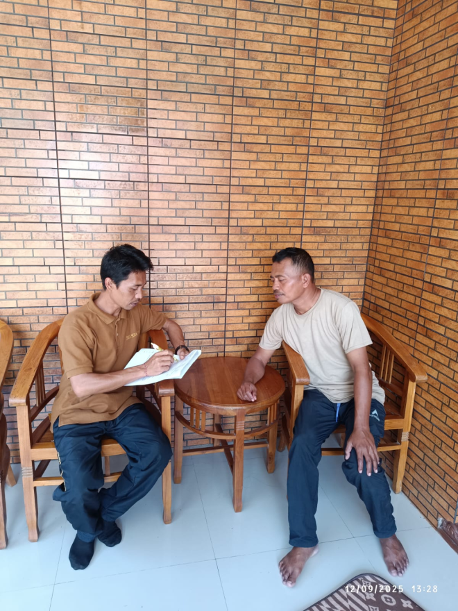 Petugas Pendata Desa Presisi Mulai Melakukan Pendataan Ke Warga 