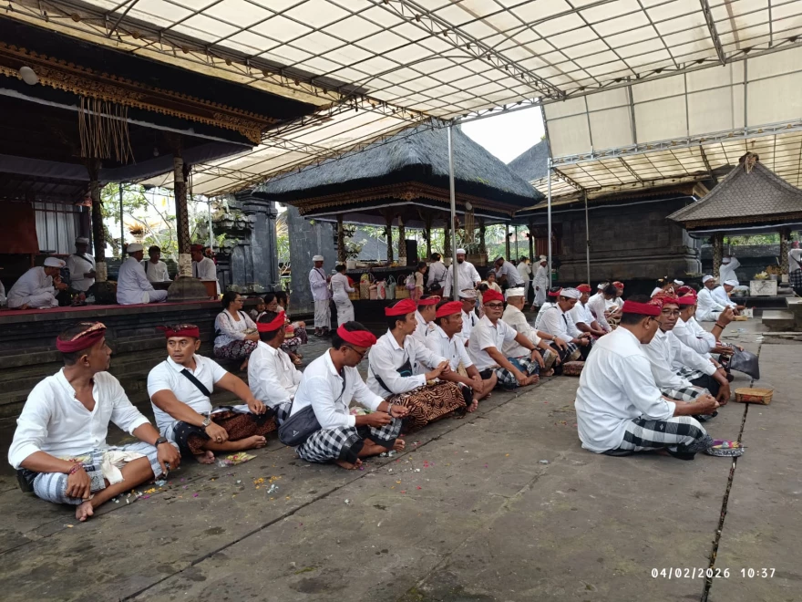 Acara Persembahyangan Pelaksanaan Upacara Aci Usabha Kewulu di Pura Besakih